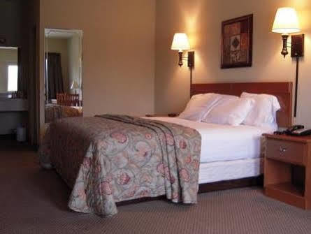 City Heart Inn & Suites Piedmont 외부 사진