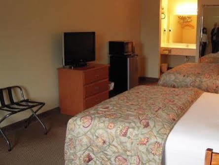 City Heart Inn & Suites Piedmont 외부 사진
