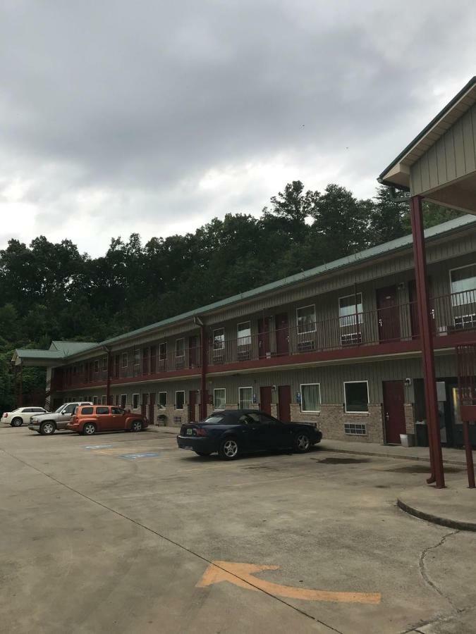 City Heart Inn & Suites Piedmont 외부 사진